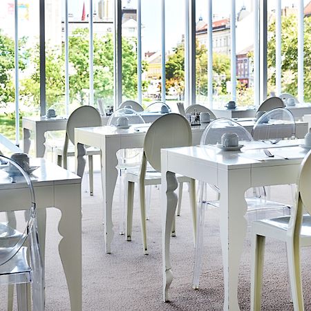 Garni Hotel Centar โนวีซาด ภายนอก รูปภาพ