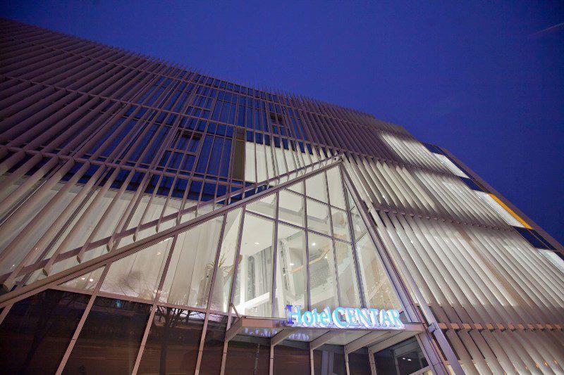 Garni Hotel Centar โนวีซาด ภายนอก รูปภาพ